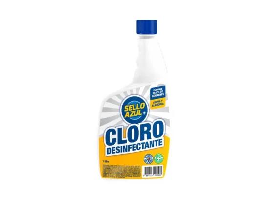 Botella de 1 litro de cloro desinfectante Sello Azul, ideal para la eliminación de bacterias y limpieza profunda de superficies lavables en el taller.