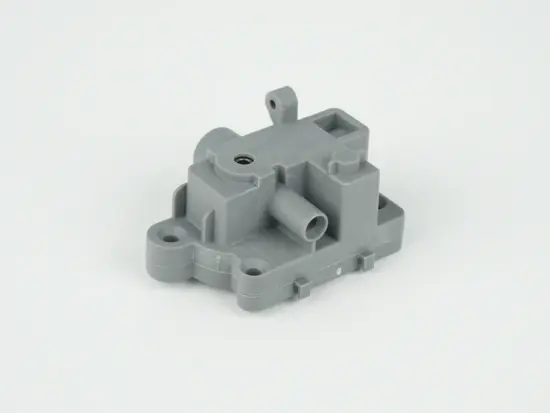 Mecanismo de extrusión directo sin motor para la serie Adventurer 5M de Flashforge, mostrando el sistema de engranajes interno