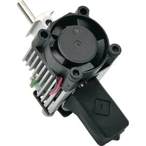 Vista trasera del hotend mostrando los terminales de alta temperatura y el blindaje del cableado para máxima seguridad