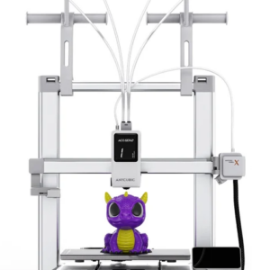 Vista frontal completa de la impresora 3D Anycubic Kobra X, mostrando su chasis reforzado de alta estabilidad y su pantalla táctil interactiva